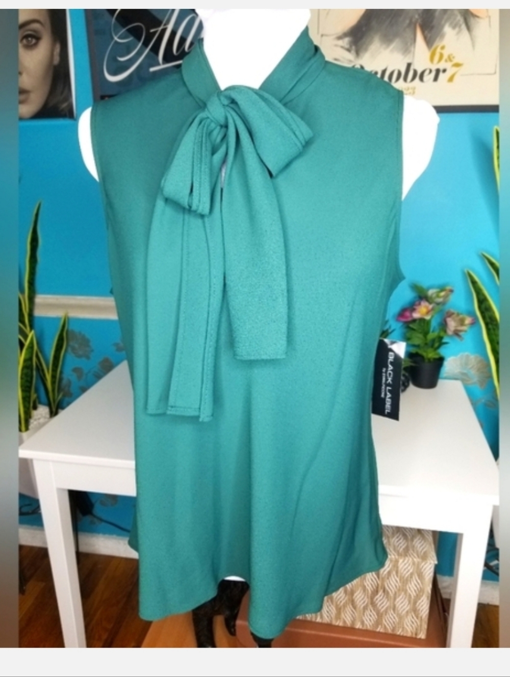 Black Label By Evan Picone Sleeveless Tie At Neck Blouse Evergreen